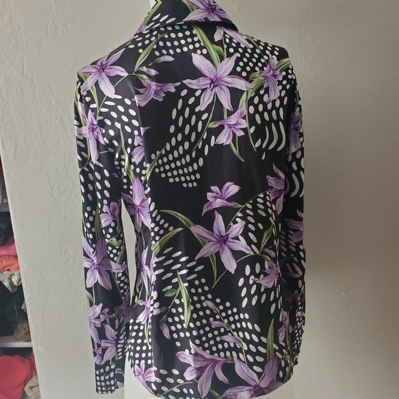St John || Black and Purple Floral Silk Button Down - Picture 7 of 10